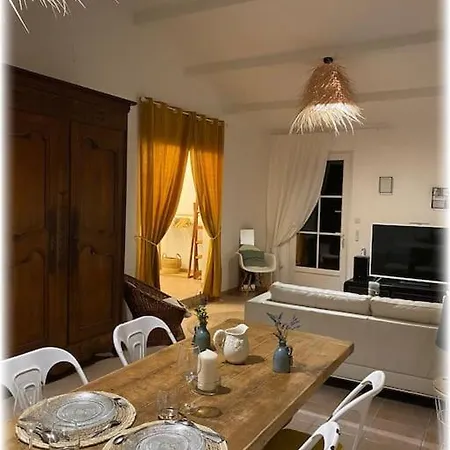 בית נופש **** Les Petites Mares **** Les Achards (Vendee)
